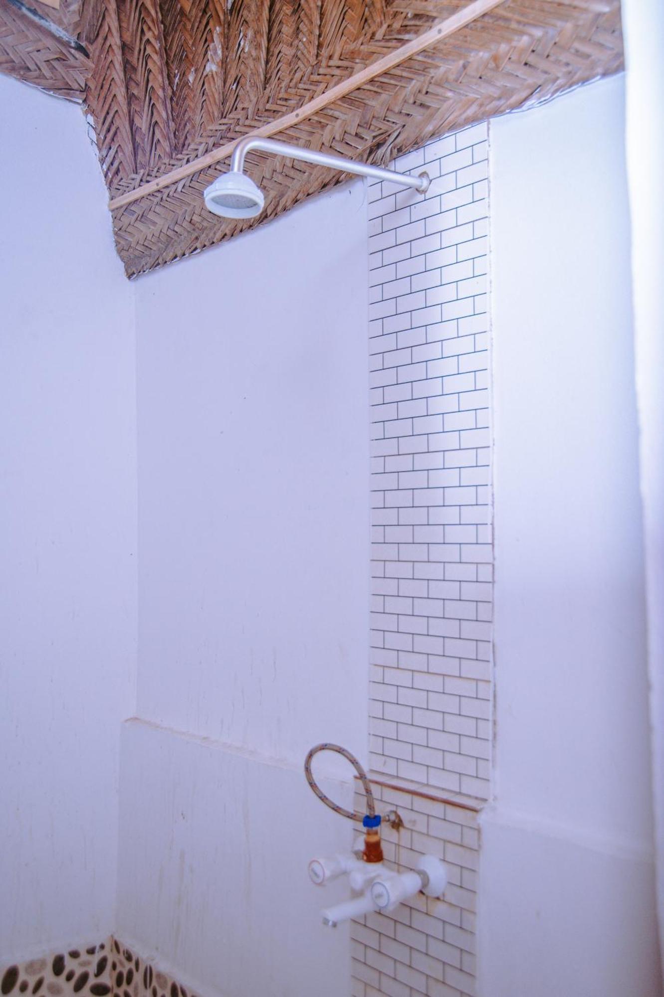 Hostal New Jambo